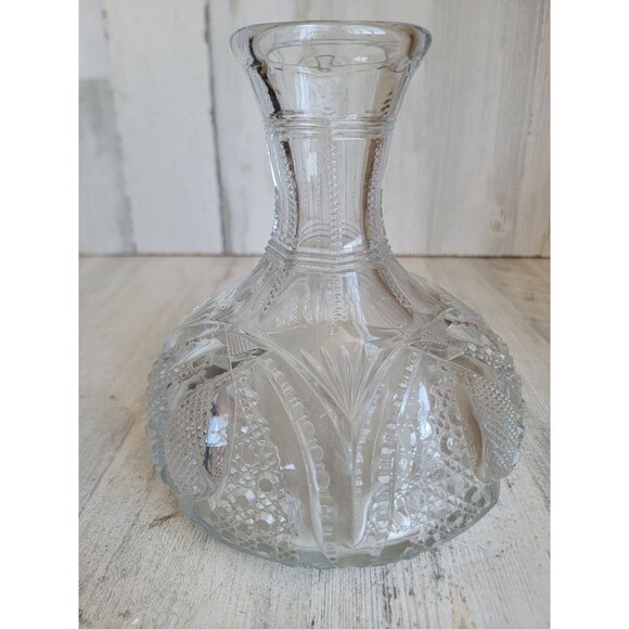 Vintage heavy weighted Crystal wine glass vase collectible home decor - Picture 5 of 7